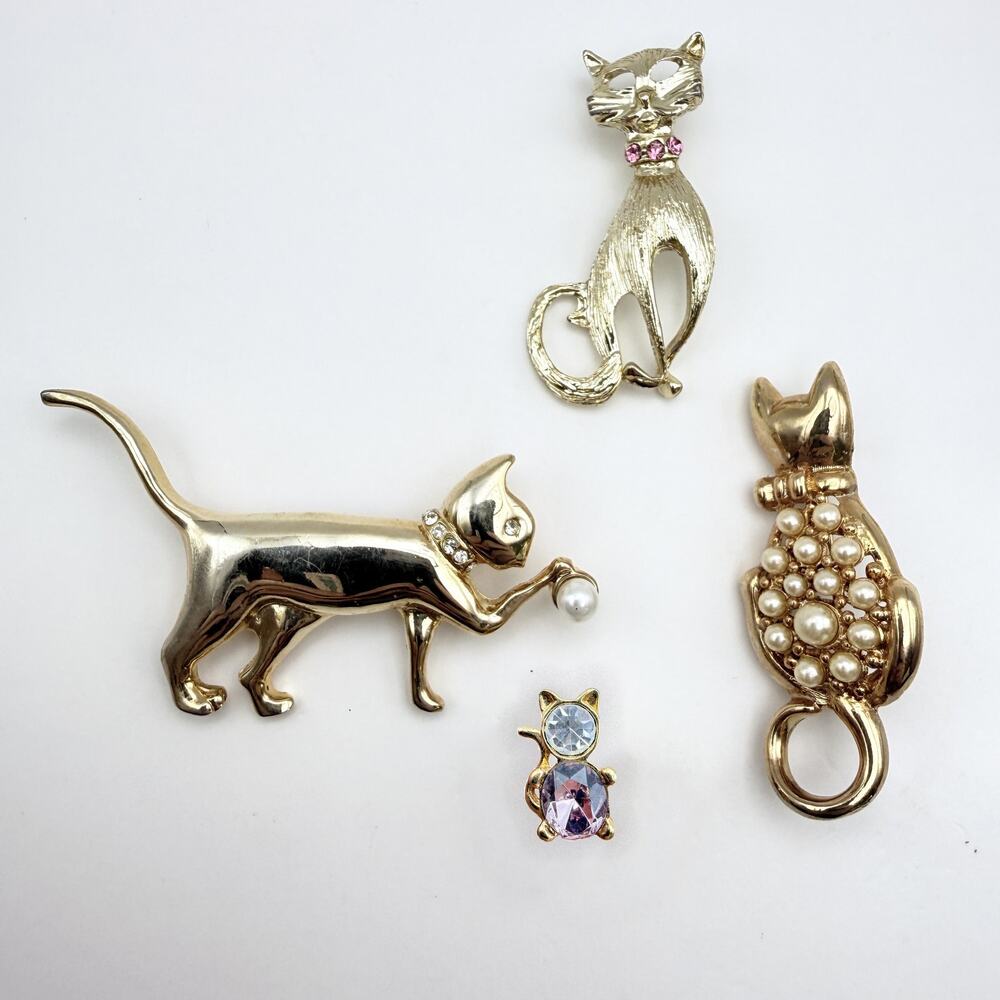 Lot of 4 Vintage Mid-Century MCM Cat Brooches Pin Faux Pearls Crystal Gold Tone